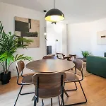 72Grvcc1066- Near Sagrada Familia